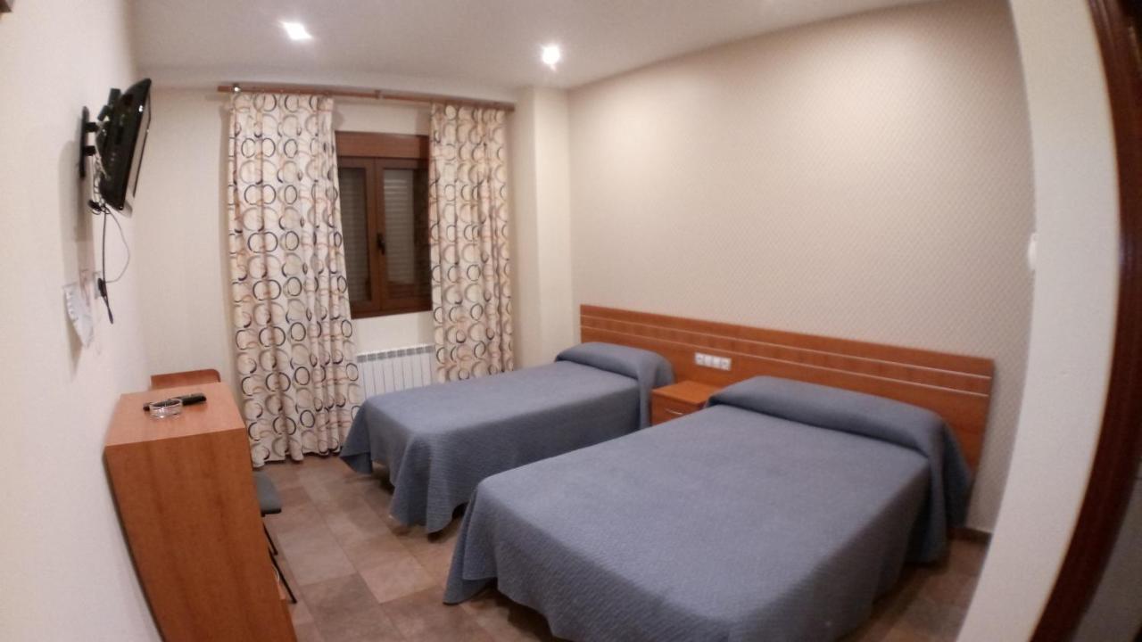 Hostal Venecia II Monzón 외부 사진