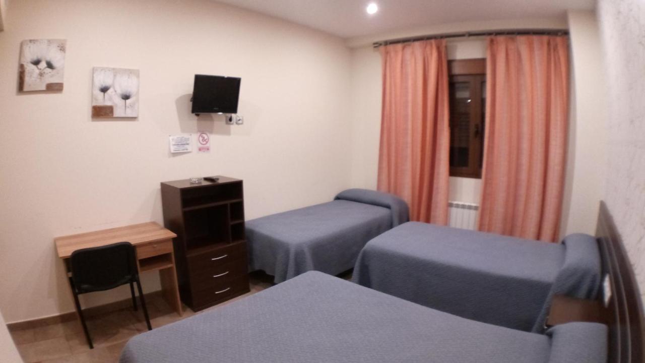 Hostal Venecia II Monzón 외부 사진