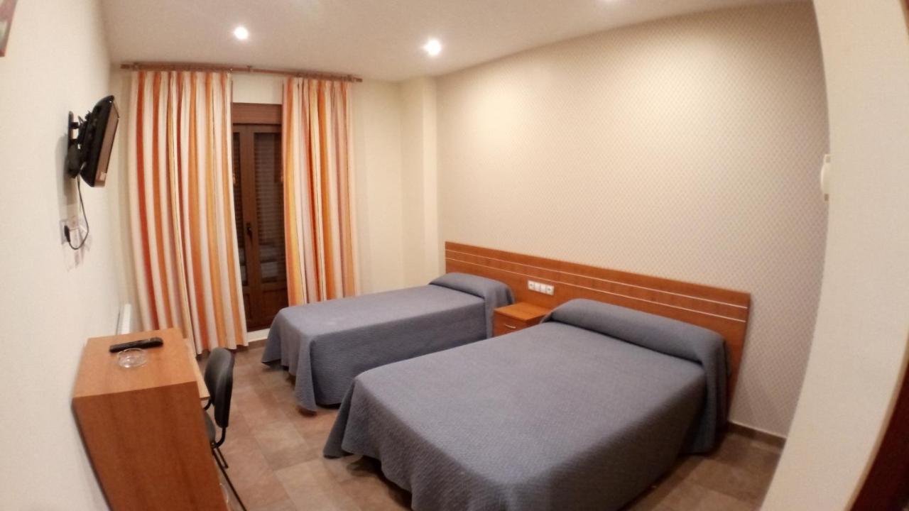 Hostal Venecia II Monzón 외부 사진