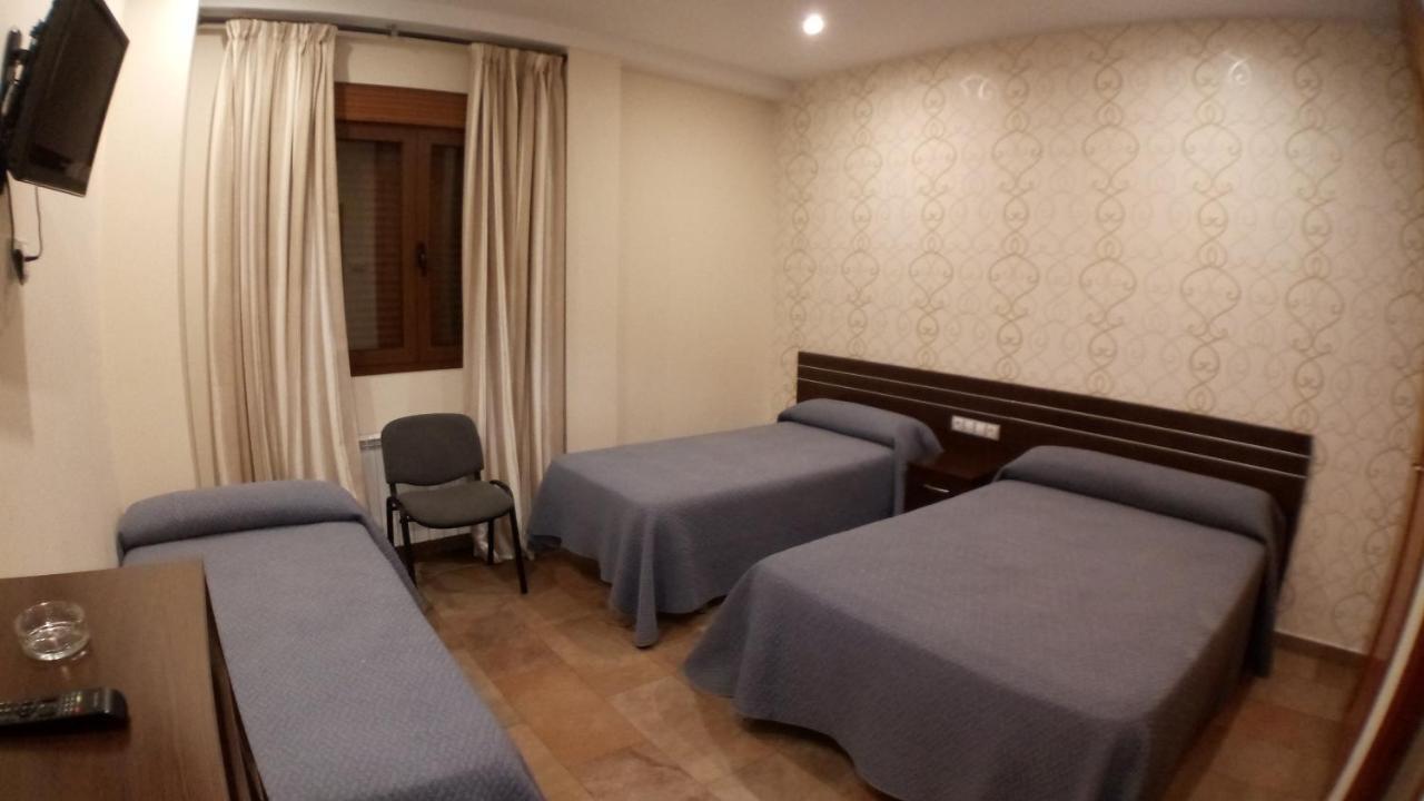 Hostal Venecia II Monzón 외부 사진