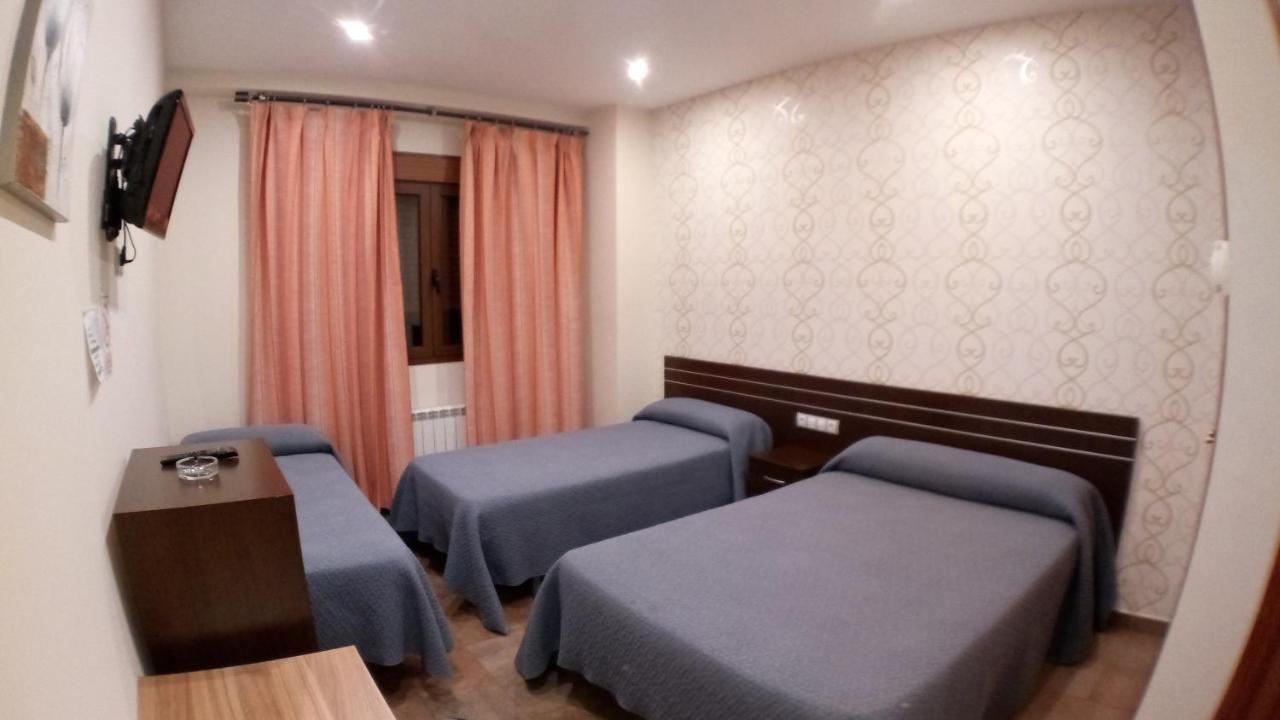 Hostal Venecia II Monzón 외부 사진
