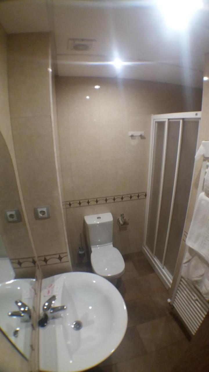 Hostal Venecia II Monzón 외부 사진